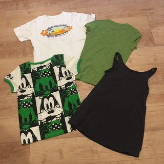 ディズニー　Tシャツ　4枚まとめての画像