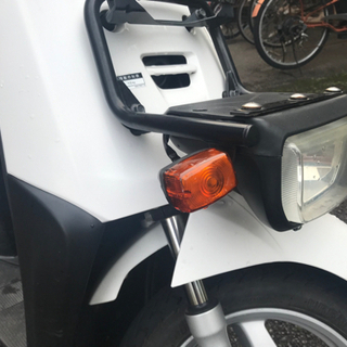 【値下げ】陸送可！　ヤマハギア　ウィンドスクリーン付きUber 出前館などにいかがでしょうか？の画像