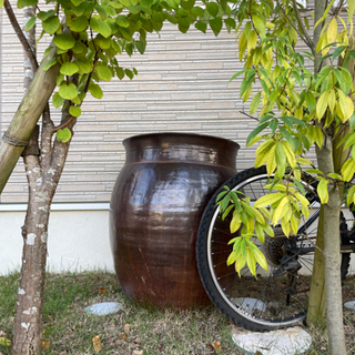 大きい壺