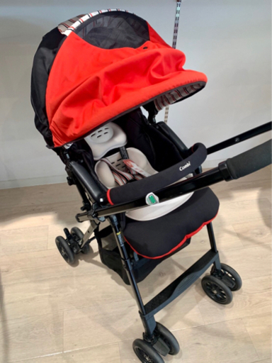 ■店頭引取限定■美品☆コンビ　軽量ベビーカー　メチャカルハンディMF♫