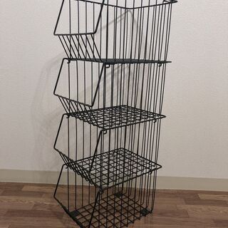重ねられるラック 組み立て 重ねる収納ラック スタッキングバスケ...