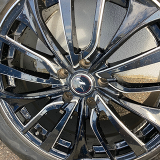 LEONIS VT パールブラック　235/50R18 4本セットの画像