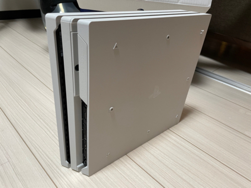 PS4pro 1TB CUH-7200BB02 グレイシャーホワイト
