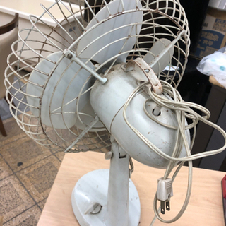 日立　レトロ　扇風機の画像