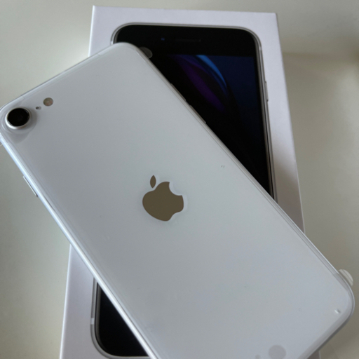 未使用★64GiPhone SEホワイト