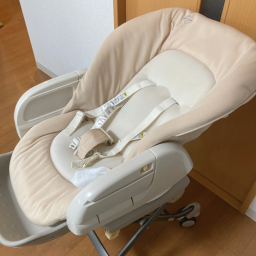 コンビ　電動ハイローチェア