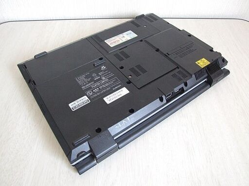 Fujitsu FMV-BIBLO NF40X ノートパソコン　(a157) 