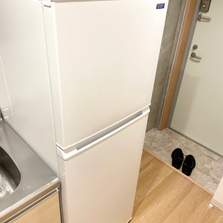 【美品】YAMADA SELECT 冷凍冷蔵庫　225L