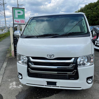 トヨタ　ハイエースH 28年度パールホワイト