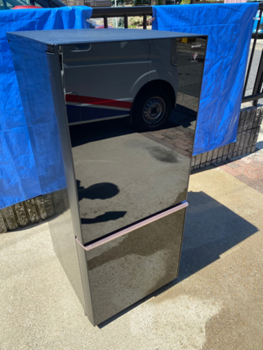 お薦め品‼️シャープ ガラストップ冷蔵庫 137L つけかえどっちもドア 2018年