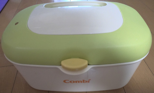 Combi赤ちゃんおしりふきウォーマー