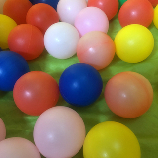 ボールプール ボール196個セット テント風 訳あり 大量の画像