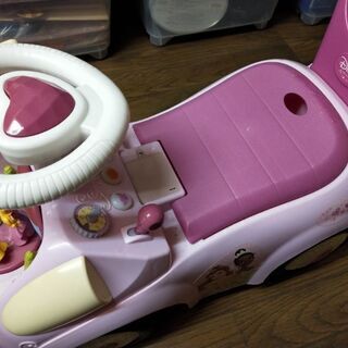 プリンセス　足こぎカーの画像