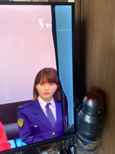 シャープ40型液晶テレビ　型式4T-C40AJ1