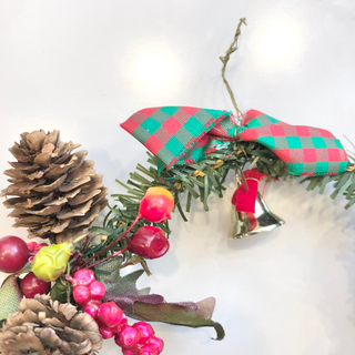 【ネット決済・配送】クリスマス　リース　ミニ　手作り　ハンドメイド　小さい　小ぶり　かわいい　クリスマスリース　オーナメント　飾り Christmas wreath ornament decoration cute kawaii handmadeの画像