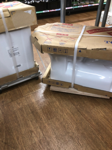 TOTO 便器・タンクセット　未使用品　床排水【店頭取引限定】【未使用品】早い者勝ち！