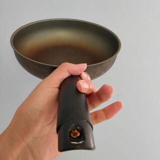 【無料】フライパン（25cm）の画像