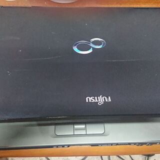 LIFEBOOK s752/e 13.3型の画像