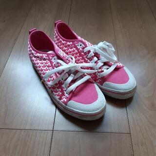 adidas　レディーススニーカー(ピンク)