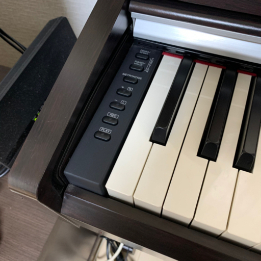 ヤマハ 　ARIUS　YDP-142R　電子ピアノ　椅子付