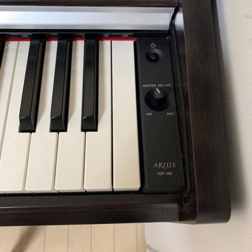ヤマハ 　ARIUS　YDP-142R　電子ピアノ　椅子付