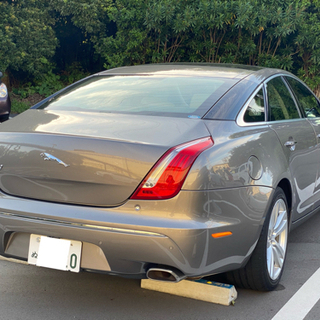 成約済み　ジャガーXJ ラグジュアリー　の画像
