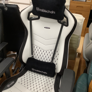 noblechairs ゲーミングチェア 売ります！！