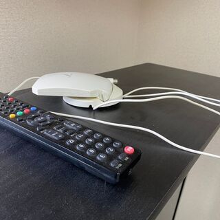 ＜要引き取り＞13年製50インチTV　台・リモコン・取説・アンテナ付きの画像