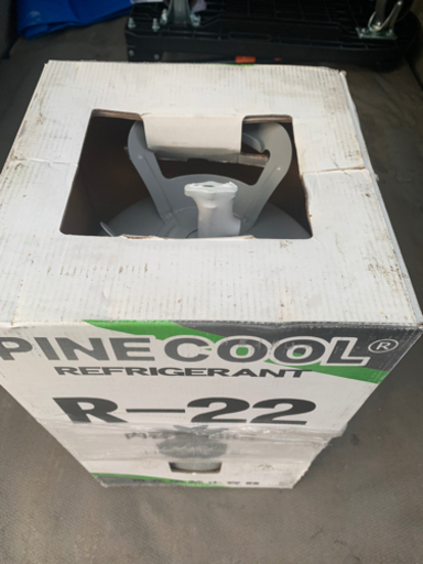 フロンガスR22です。