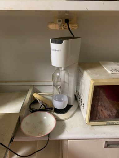 アクアクララの炭酸水作る装置？