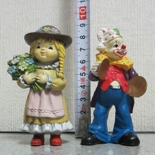 ピエロ音楽隊と聴衆１０体セット　高さ8.5cm 外国人形