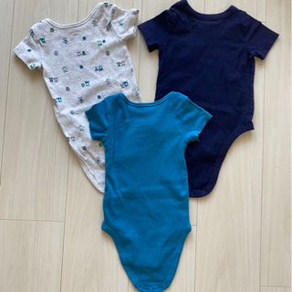 カーターズ&GAP 6M ロンパース　半袖3枚セット　綿100%の画像