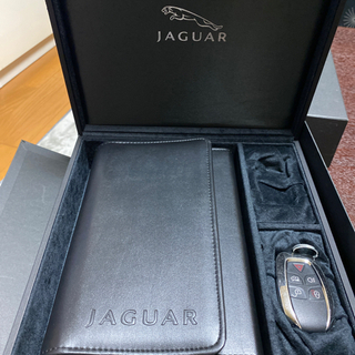 成約済み　ジャガーXJ ラグジュアリー　の画像