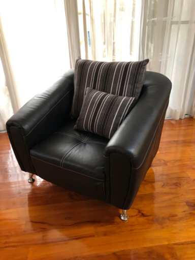 1人掛けソファーブラック
