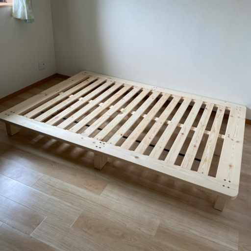 ダブルベッドフレーム　新品