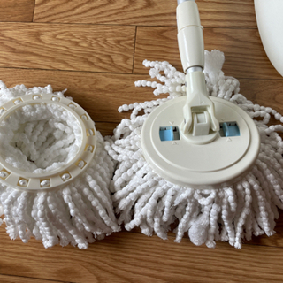 アイリスオーヤマ 回転モップ 手回しタイプ 専用スペアヘッド 2個とバケツセットの画像