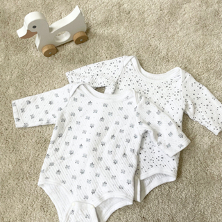 あったかい長袖ボディ ２枚セット ７０サイズ