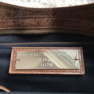 BALENCIAGA PARIS バレンシアガ　ショルダーバックの画像