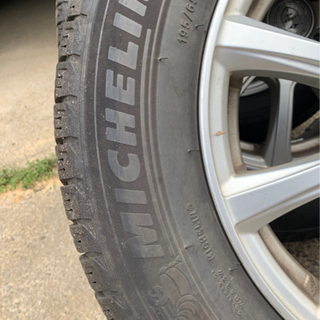 スタッドレスホイールセット　ミシュラン　１５inch