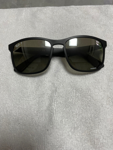 【値下げしました】Ray-Ban（レイバン）偏光レンズ　サングラス?