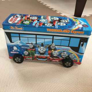 トーマスのお菓子が入っていたバスの間ですの画像