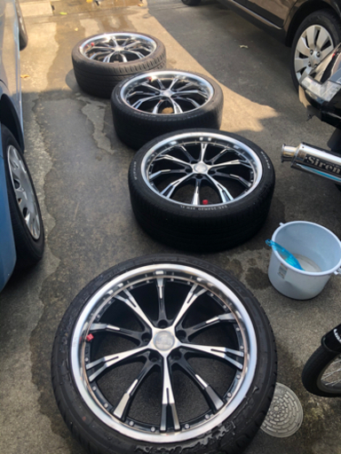 アルミホイール20インチ