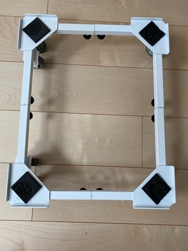 流行りの洗濯機置き台　square 1000円でお譲りします。