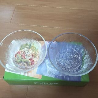 ガラス製鉢の画像