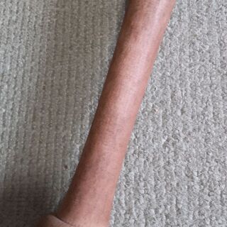 グローブを柔らかくするために叩くバット？の画像