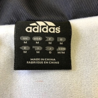 アディダスadidasジャンパーOサイズ  ☆の画像