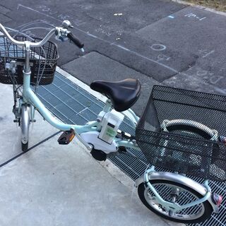 地域限定送料無料 ブリヂストン アシスタワゴン 三輪車 新基準 12,3AH