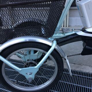 地域限定送料無料 ブリヂストン アシスタワゴン 三輪車 新基準 12,3AH