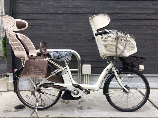 地域限定送料無料　ブリヂストン　アンジェリーノ　三人乗り　新基準　白　ギュット　キッス　神戸市　電動自転車