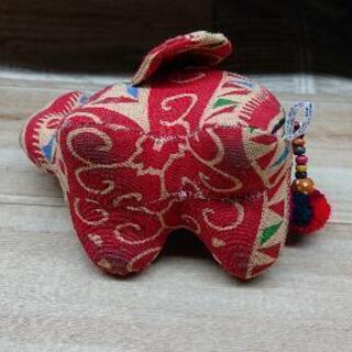 タイ製   象 ぬいぐるみの画像